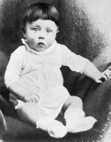 Portrait de bébé d'Adolf Hitler