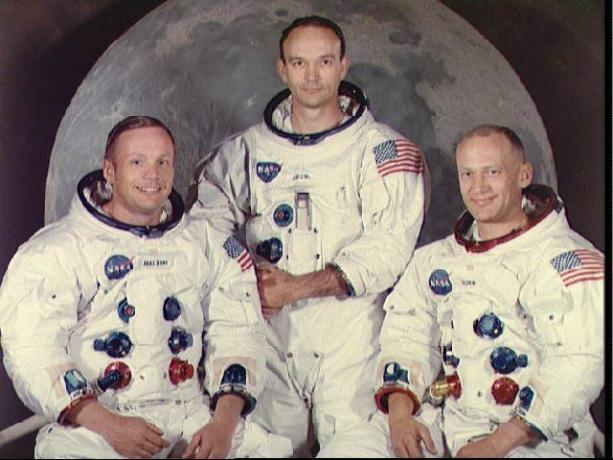 Un portrait de l'équipage d'Apollo 11 comprenant Neil Armstrong, Michael Collins et Buzz Aldrin.