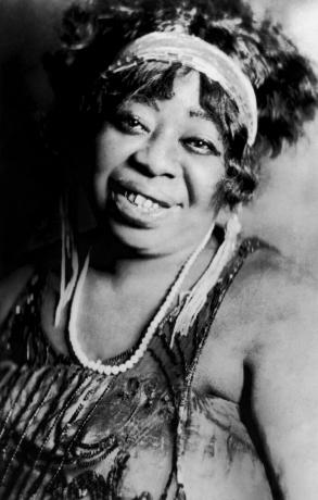 Ma Rainey vers 1923.