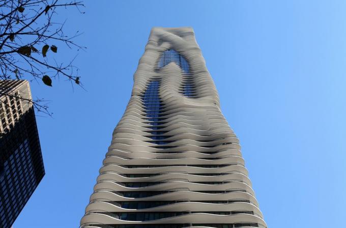 L'Aqua de l'architecte Jeanne Gang's à Lakeshore East Condominiums, à Chicago, Illinois en 2013