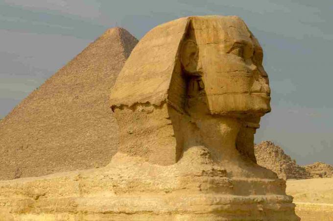 Le Sphinx - Site de la première fouille archéologique