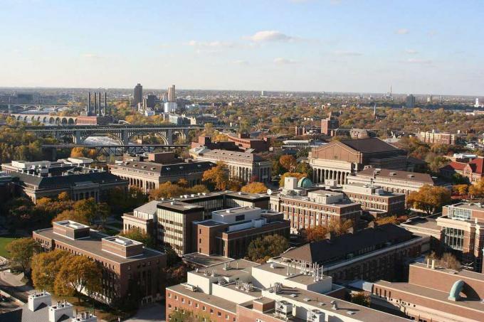 Le campus de l'Université du Minnesota de la Rive Est.
