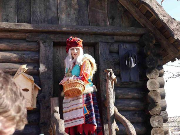 Baba Yaga à Sotchi-Park. Adler, Krasnodarsky krai, Russie