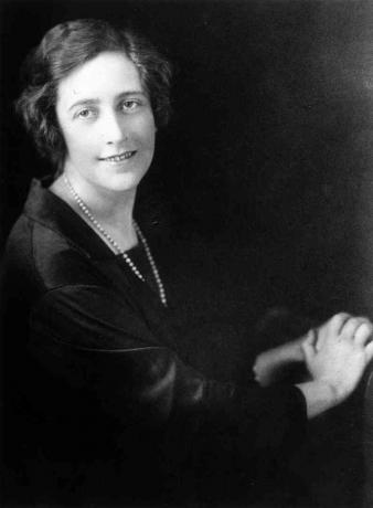 Portrait de jeune Agatha Christie