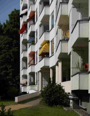 Photo de 1957 logements résidentiels allemands contemporains par Alvar Aalto.