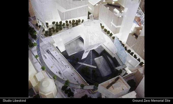 Plan du World Trade Center par Studio Libeskind, site commémoratif Ground Zero de décembre 2002 Présentation de diapositives
