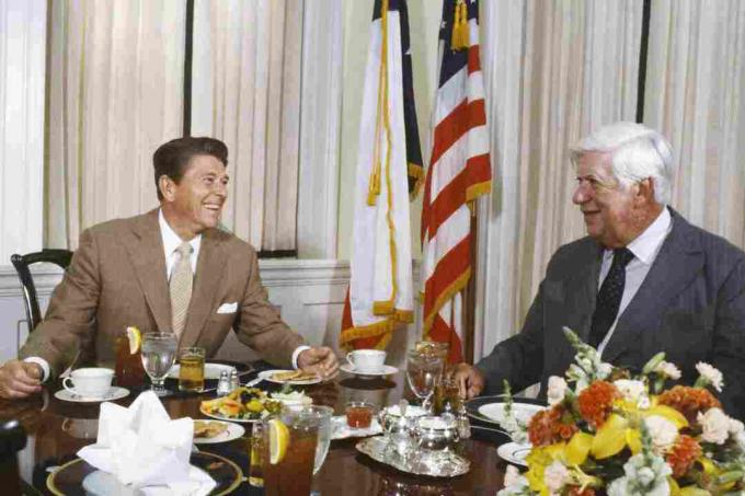 photo de Ronald Reagan et Tip O'Neill