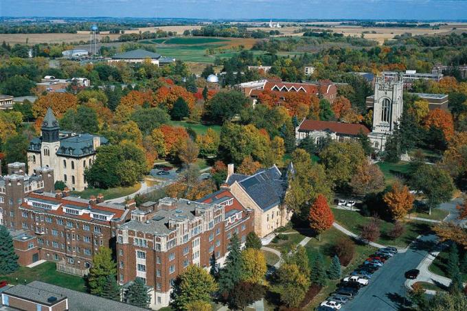 Une vue aérienne du Carleton College au Minnesota.