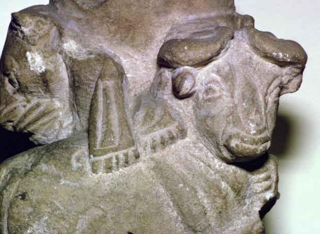 Vase en calcaire libation d'Uruk, fin de la période Uruk, 3300-3000 av.