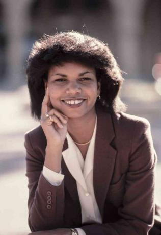 Le professeur Condoleezza Rice de l'Université de Stanford pose pour un portrait en novembre 1985