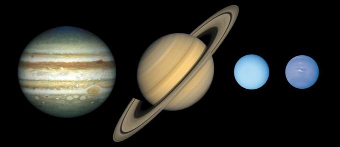 les mondes joviens de jupiter, saturn, uranus et neptune