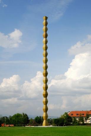 Colonne sans fin de Constantin Brancusi