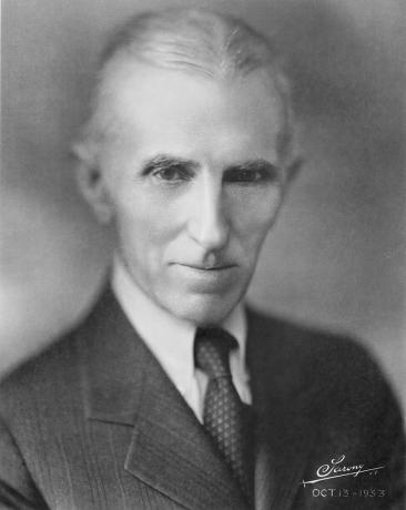 Nikola Tesla en 1934