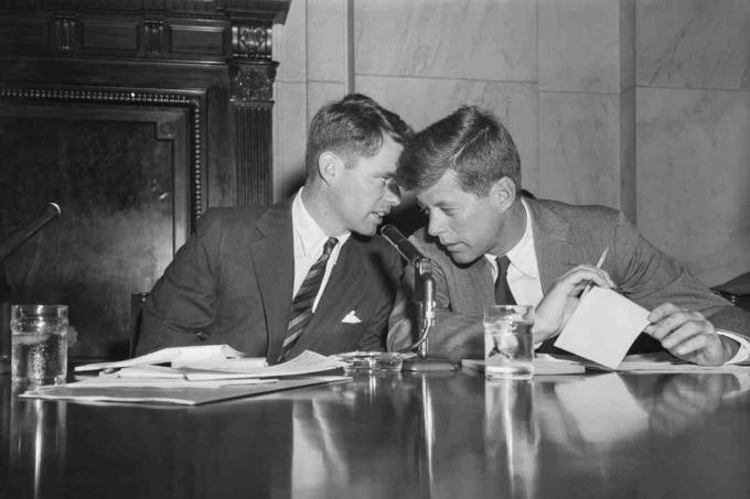 photographie de Robert et John Kennedy